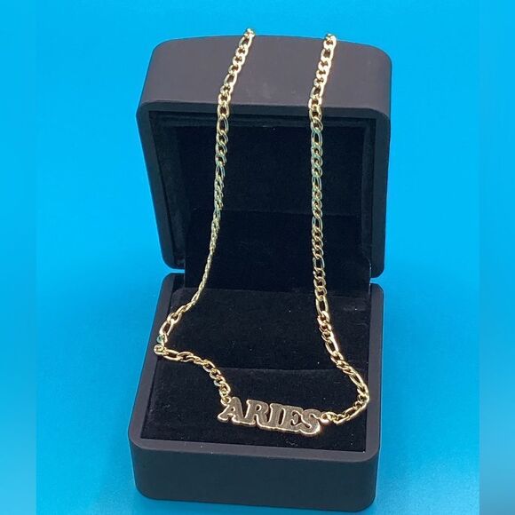 ⭐️Aries Zodiac Nameplate 14k Gold Figaro Chain Necklace 🌙 - Picture 9 of 14